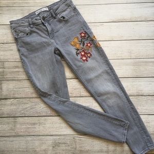 Zara Floral Embroidered Skinny Jeans